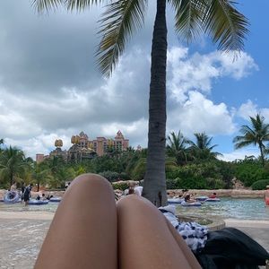 Meet your Posher, Michele